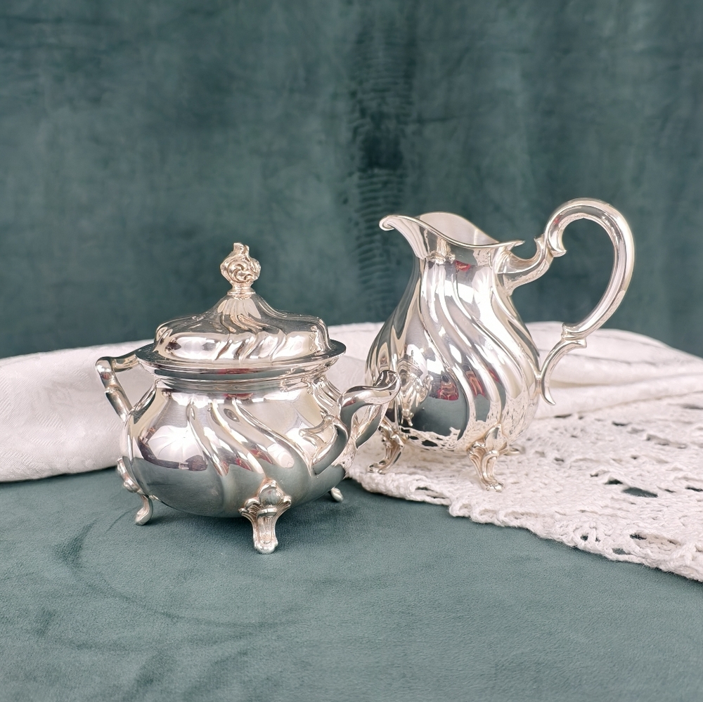 Vintage Silver Plated Sugar and Creamer Set